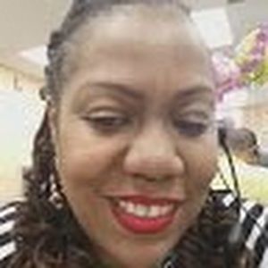 Meet your Posher, Paula